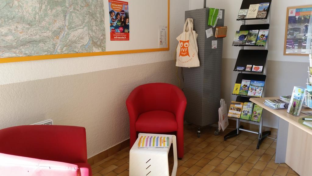 Vvf Haute Provence Lagrand Esterno foto